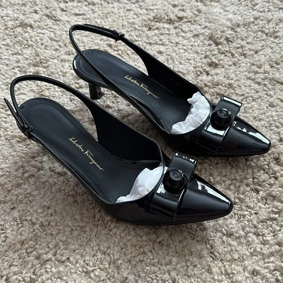 Salvatore Ferragamo Karine Black Patent Leather Pump NWT - Picture 10 of 13